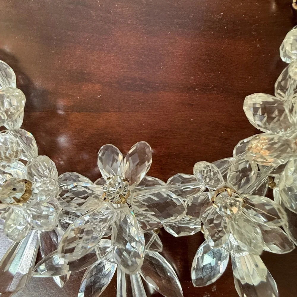 Source Unknown Clear Crystal Floral Necklace with Gold Chain